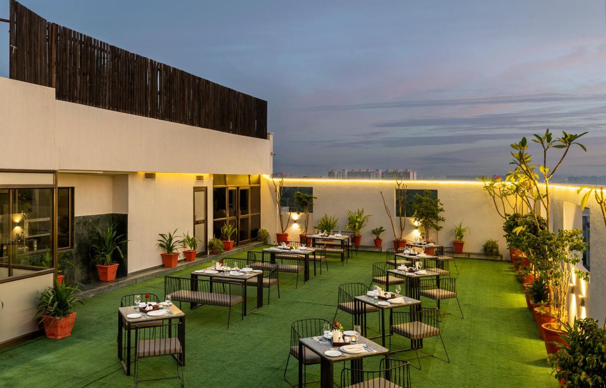 Hotel Marigold Dźajpur Zewnętrze zdjęcie